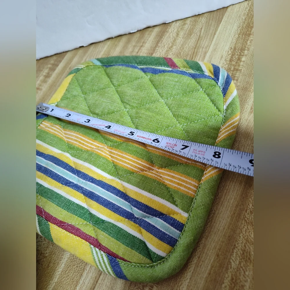 Sur La Table Oven Mitt And Potholder Festive New Without Tags Great Present